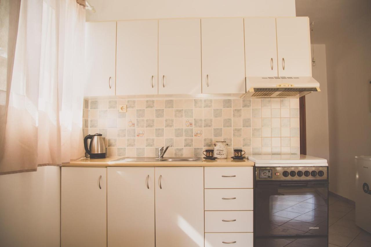 Villy'S Apartment นาฟปลิโอ ภายนอก รูปภาพ